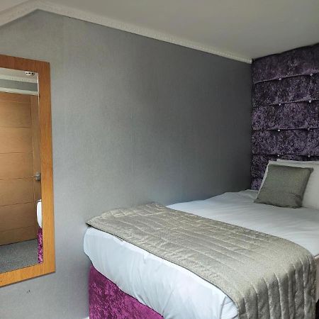 ניופורט Hotel 24-7 Express מראה חיצוני תמונה